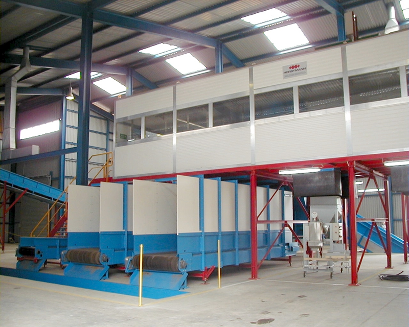 HPL型人工分揀輸送機(jī)